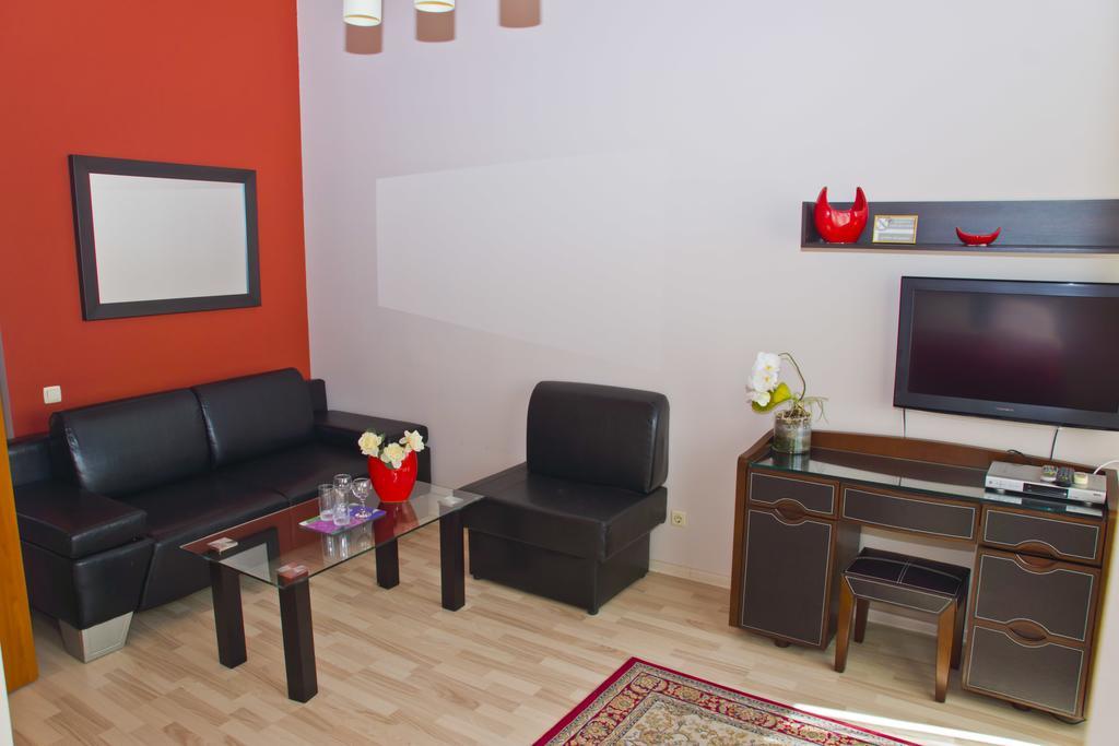 Hotel Merkuriy Leópolis Habitación foto