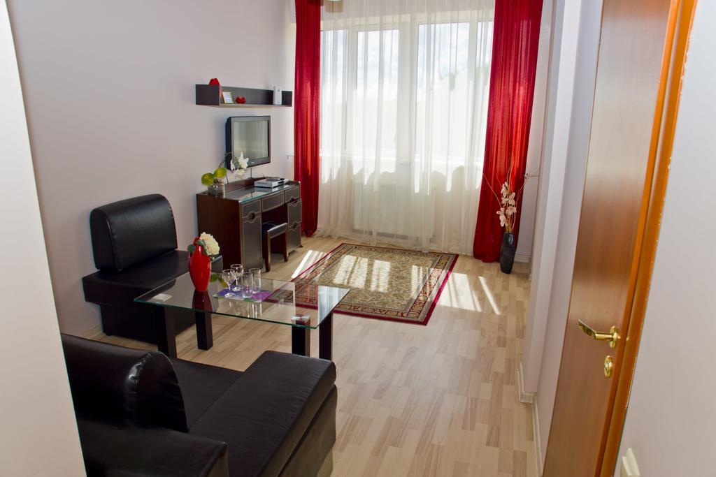Hotel Merkuriy Leópolis Habitación foto